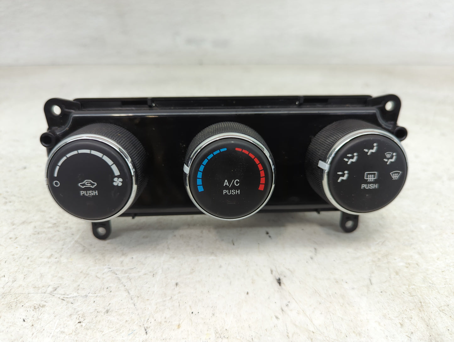 2011-2017 Jeep Patriot Climate Control Module Temperature AC/Heater Replacement P/N:P55111278AF Fits OEM Used Auto Parts - O