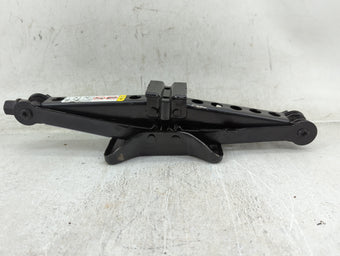 compare product 2015 Jeep Patriot Spare Scissor Car Jack 1431838