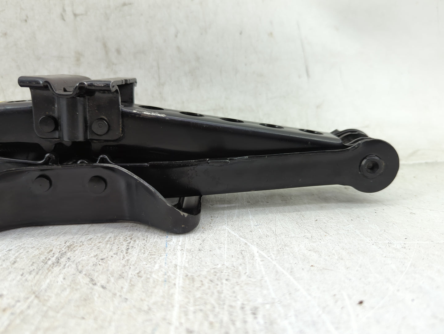 2015 Jeep Patriot Spare Scissor Car Jack - Oemusedautoparts1.com