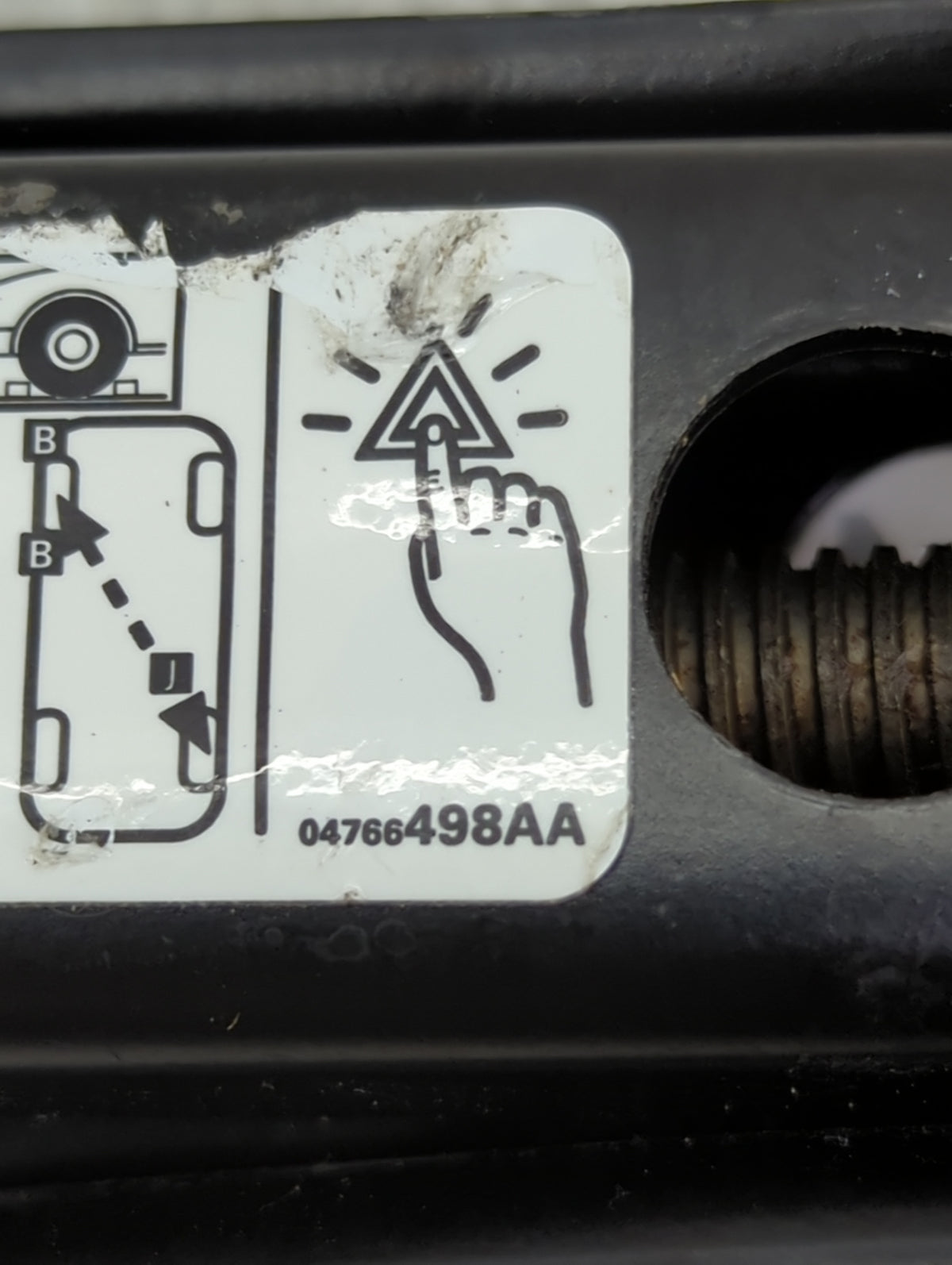 2015 Jeep Patriot Spare Scissor Car Jack 1431838 - Oemusedautoparts1.com
