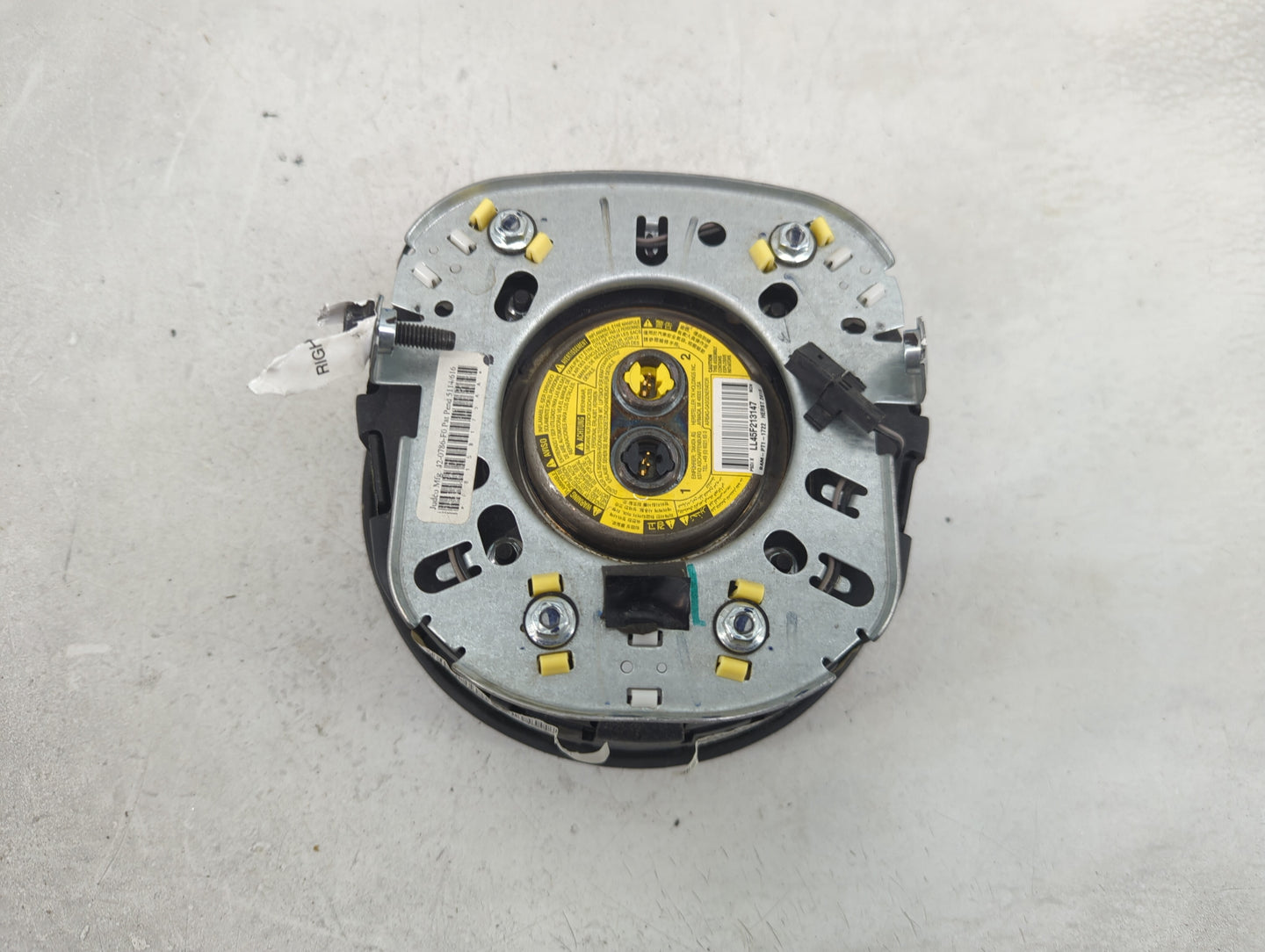 2015 Jeep Patriot Air Bag Driver Left Steering Wheel Mounted P/N:LL45F213147 BAM-PT1-1722 Fits OEM Used Auto Parts - Oemused