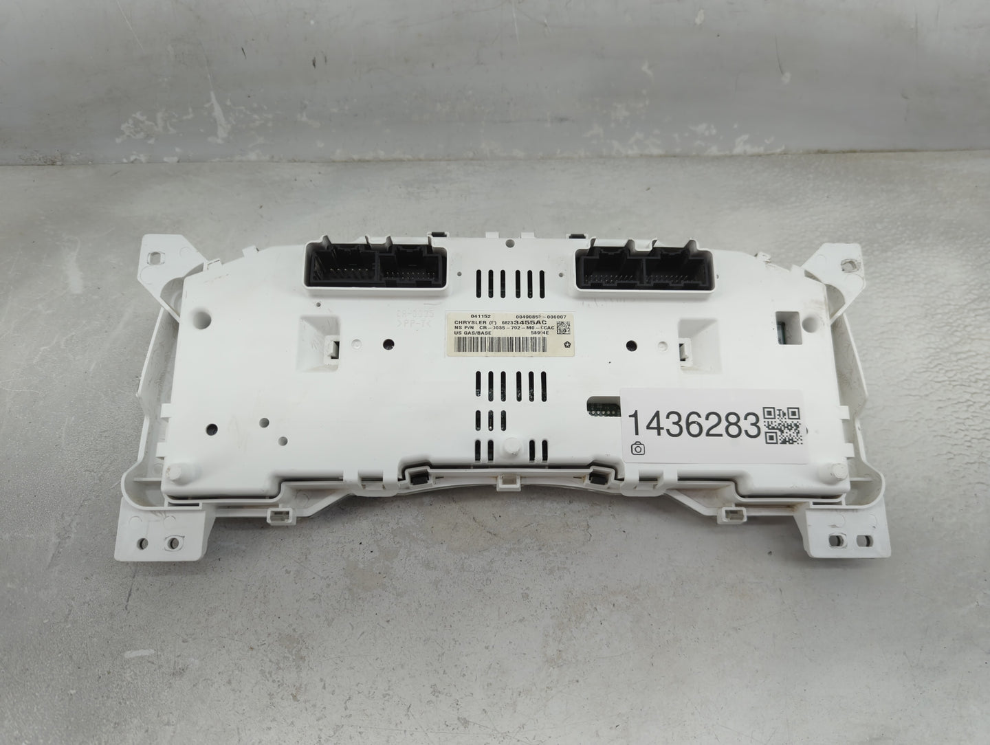 2015-2017 Jeep Patriot Instrument Cluster Speedometer Gauges P/N:68233455AC Fits Fits 2015 2016 2017 OEM Used Auto Parts - O