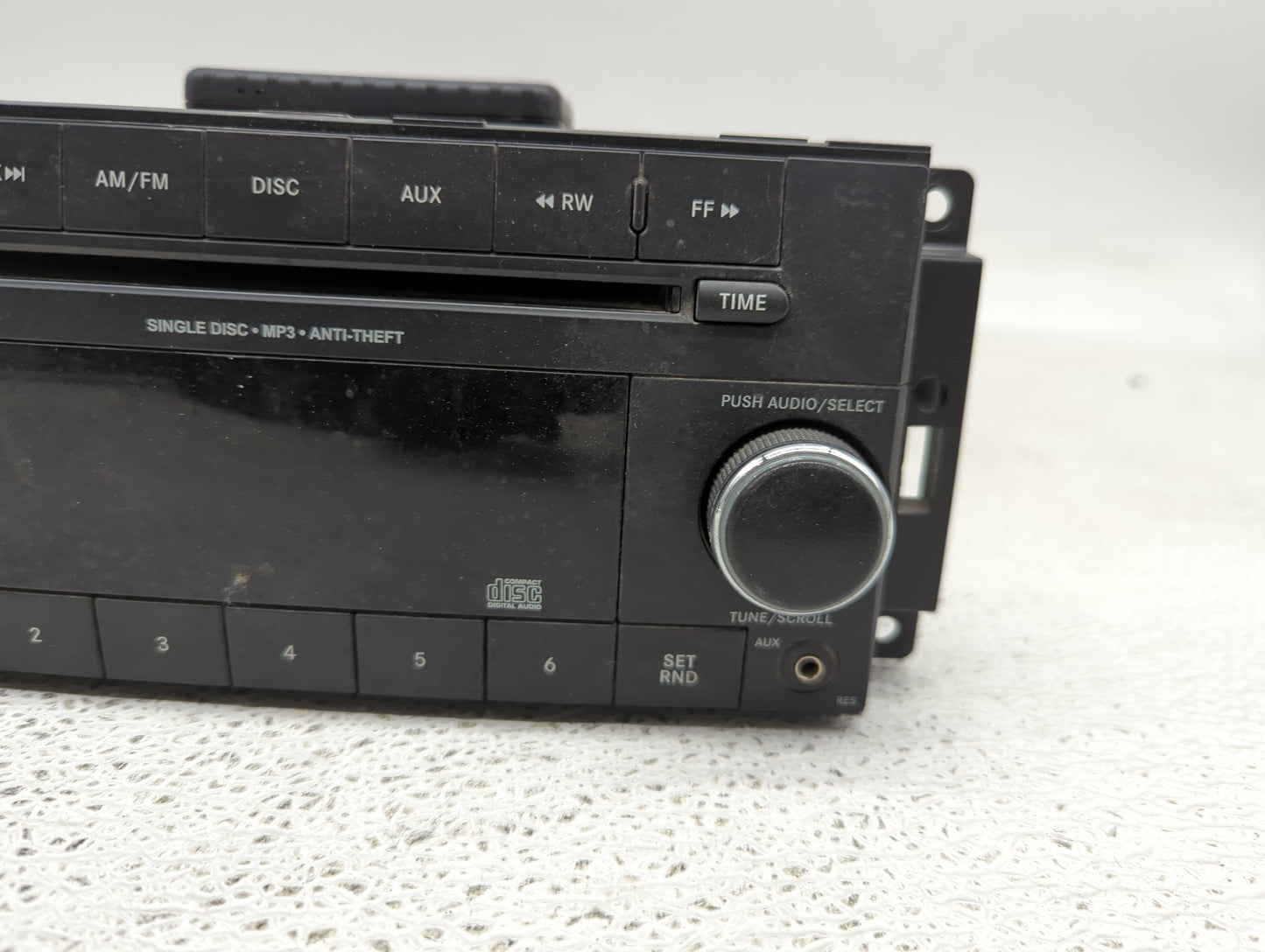 2012-2017 Jeep Patriot Radio AM FM Cd Player Receiver Replacement P/N:P05091195AC Fits Fits 2012 2013 2014 2015 2016 2017 OE