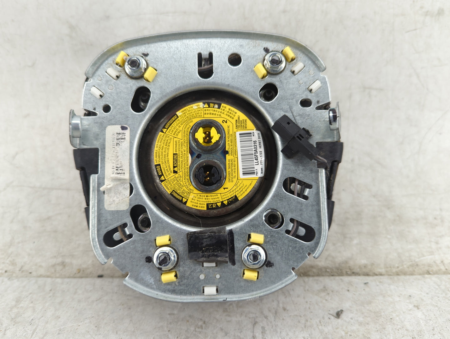 2011-2017 Jeep Patriot Air Bag Driver Left Steering Wheel Mounted Black 1458896 - Oemusedautoparts1.com