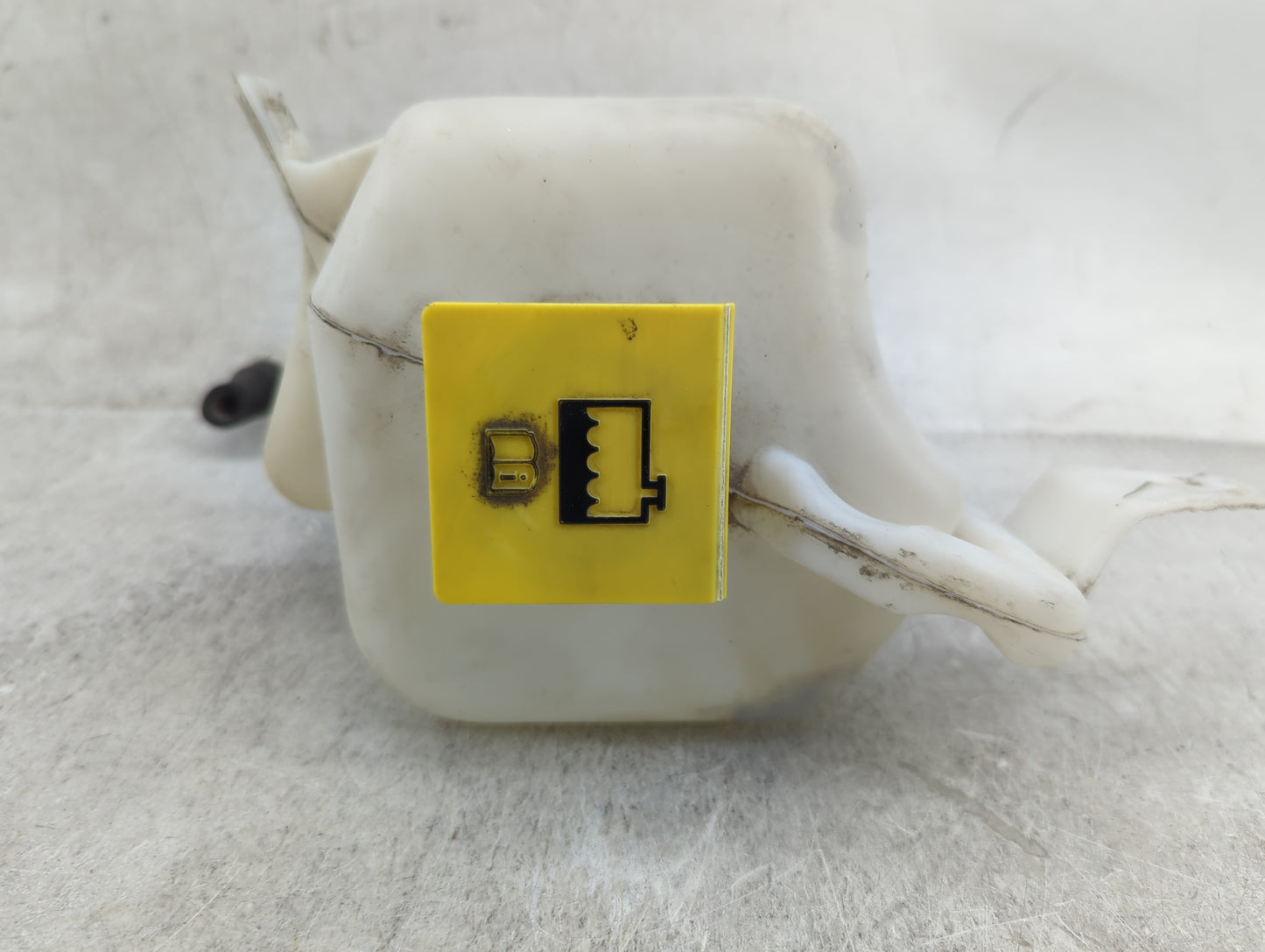 2008-2017 Jeep Patriot Radiator Coolant Overflow Expansion Tank Bottle 1459952 - Oemusedautoparts1.com