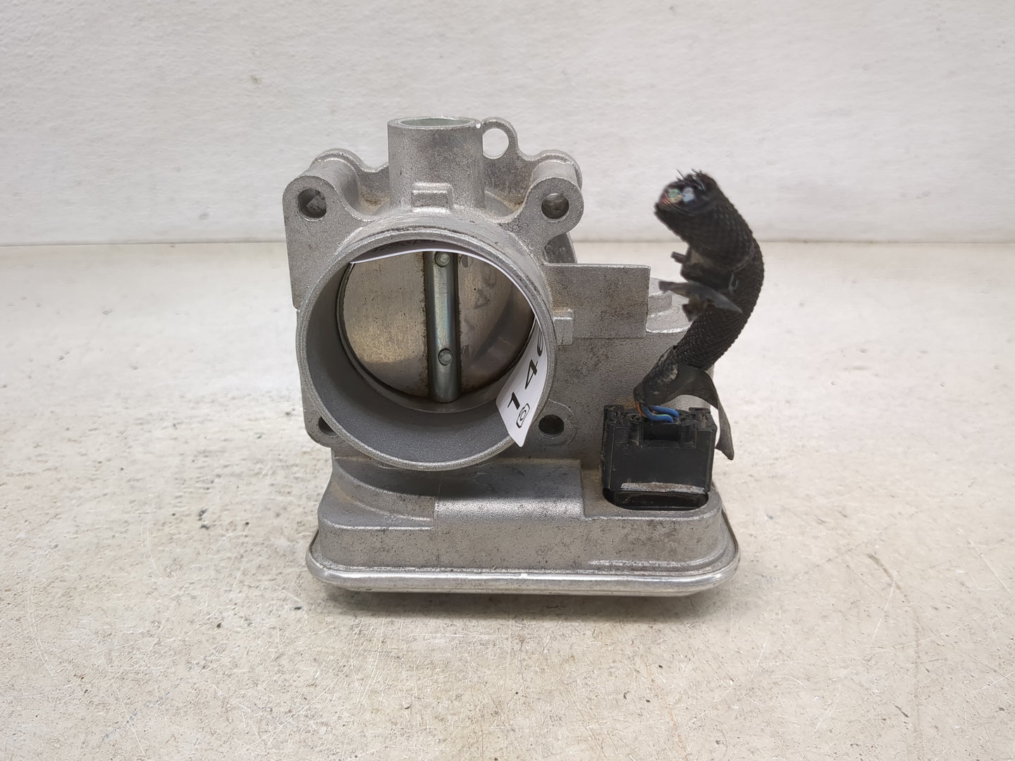 2007-2017 Jeep Patriot Throttle Body Fits Fits 2007 2008 2009 2010 2011 2012 2013 2014 2015 2016 2017 2018 OEM Used Auto Par