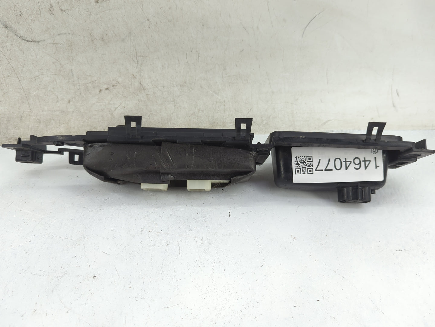 2011-2017 Jeep Patriot Master Power Window Switch Replacement Driver Side Left P/N:L0164833 Fits OEM Used Auto Parts - Oemus