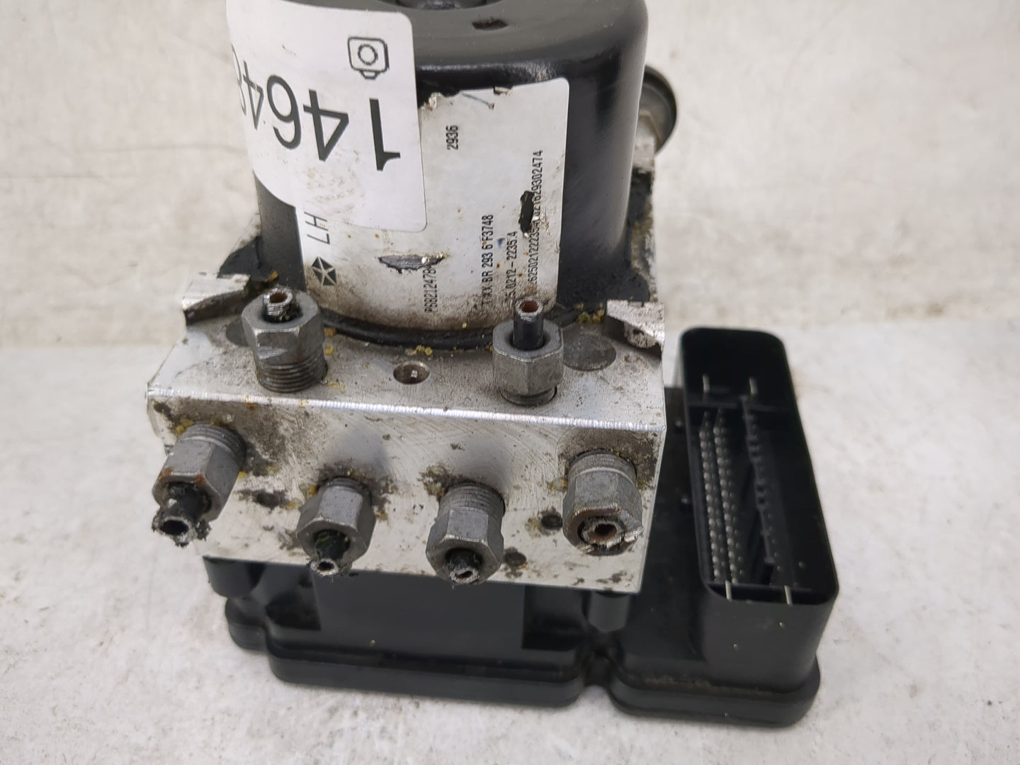 2014-2017 Jeep Patriot ABS Pump Control Module Replacement P/N:P68224798 68224798AB, 25.0212-2235.4 Fits Fits 2014 2015 2016