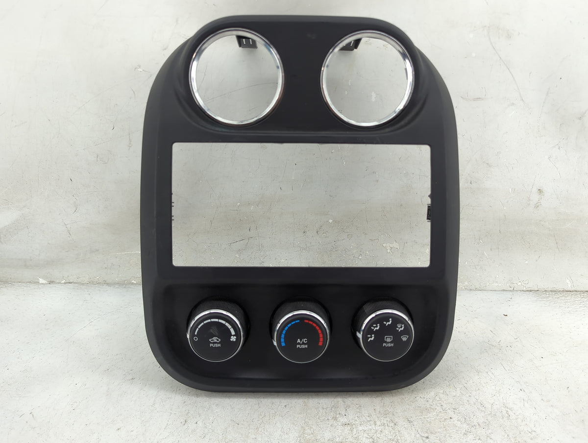 2011-2017 Jeep Patriot Climate Control Module Temperature AC/Heater Replacement P/N:P55111270AE Fits OEM Used Auto Parts - O