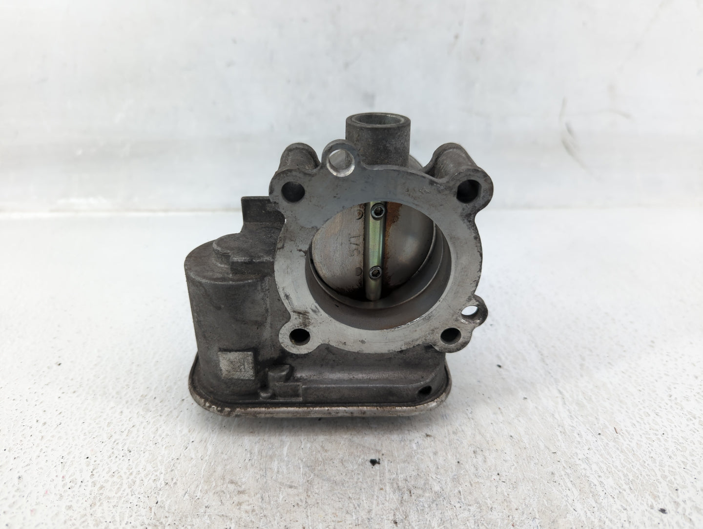 2007-2017 Jeep Patriot Throttle Body P/N:68366012AB Fits Fits 2007 2008 2009 2010 2011 2012 2013 2014 2015 2016 2017 2018 OE