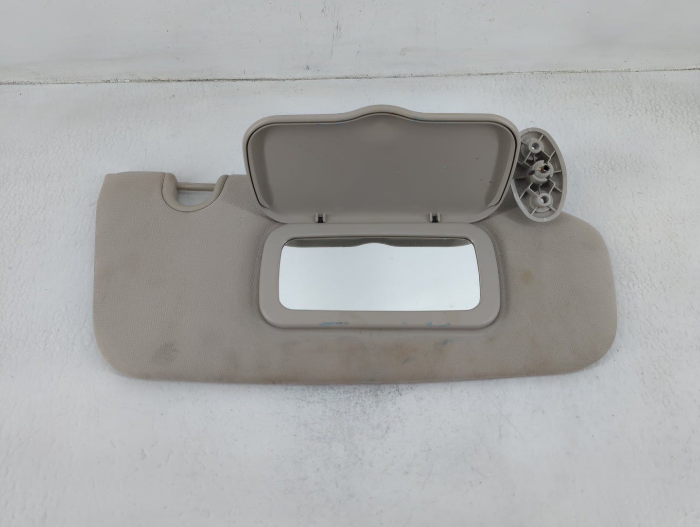 2010-2017 Jeep Patriot Sun Visor Shade Replacement Passenger Right Mirror Fits Fits 2010 2011 2012 2013 2014 2015 2016 2017 