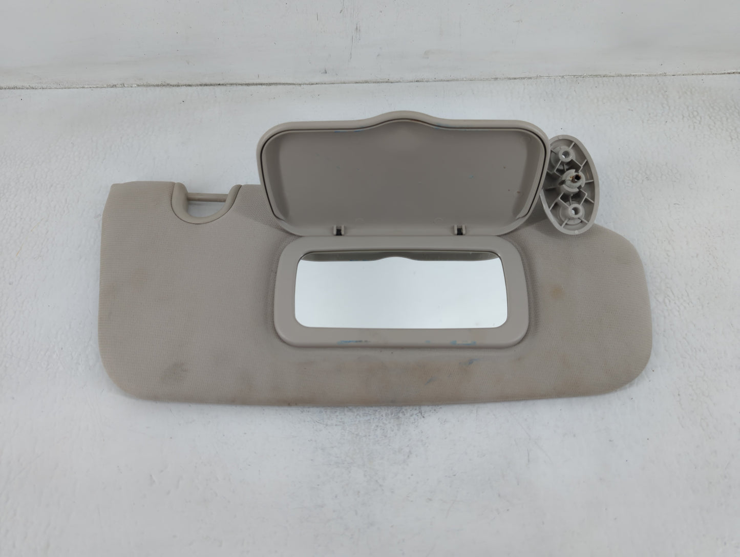 2010-2017 Jeep Patriot Sun Visor Shade Replacement Passenger Right Mirror Fits Fits 2010 2011 2012 2013 2014 2015 2016 2017 