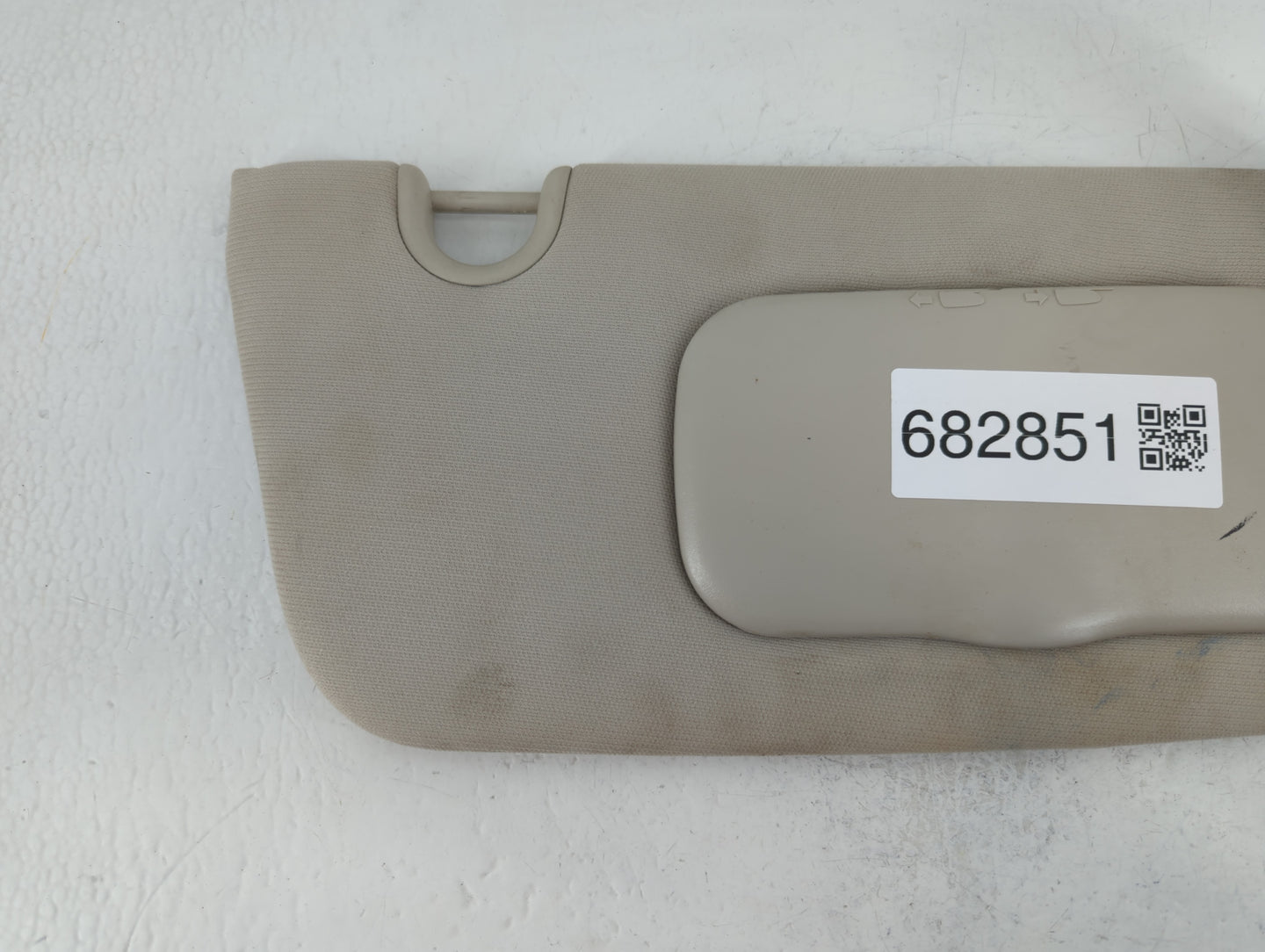 2010-2017 Jeep Patriot Sun Visor Shade Replacement Passenger Right Mirror Fits Fits 2010 2011 2012 2013 2014 2015 2016 2017 