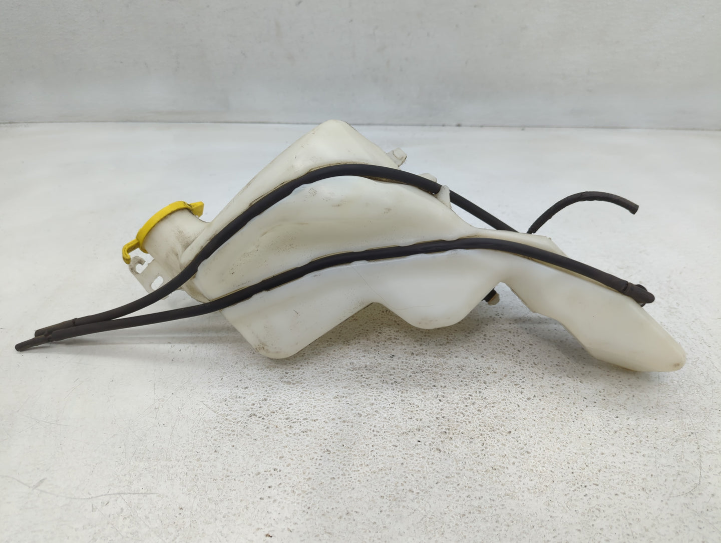 2007-2017 Jeep Patriot Windshield Washer Fluid Reservoir Bottle Oem - Oemusedautoparts1.com