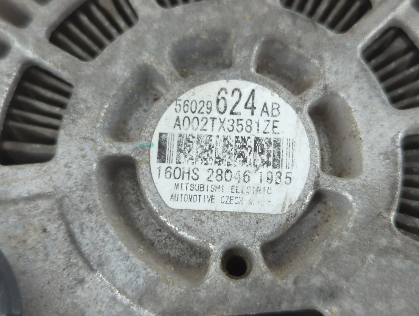 2015-2021 Jeep Renegade Alternator Replacement Generator Charging Assembly Engine OEM P/N:56029624AB Fits OEM Used Auto Part