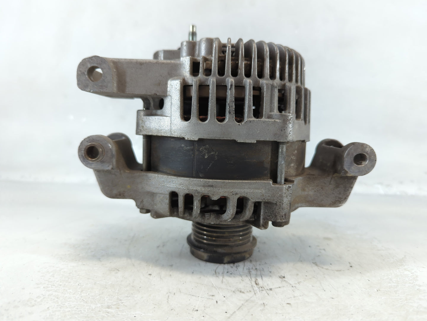 2015-2021 Jeep Renegade Alternator Replacement Generator Charging Assembly Engine OEM P/N:56029624AB Fits OEM Used Auto Part