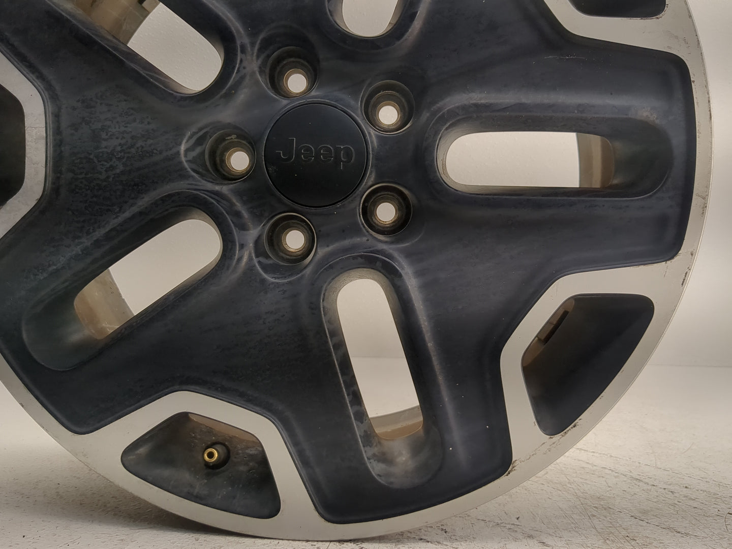 2015-2017 Jeep Renegade Oem Wheel Rim - Oemusedautoparts1.com