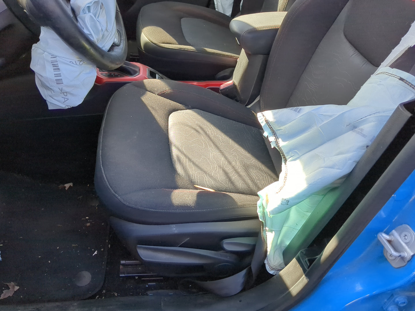 2015-2018 Jeep Renegade Driver Front Seat Oem - Oemusedautoparts1.com
