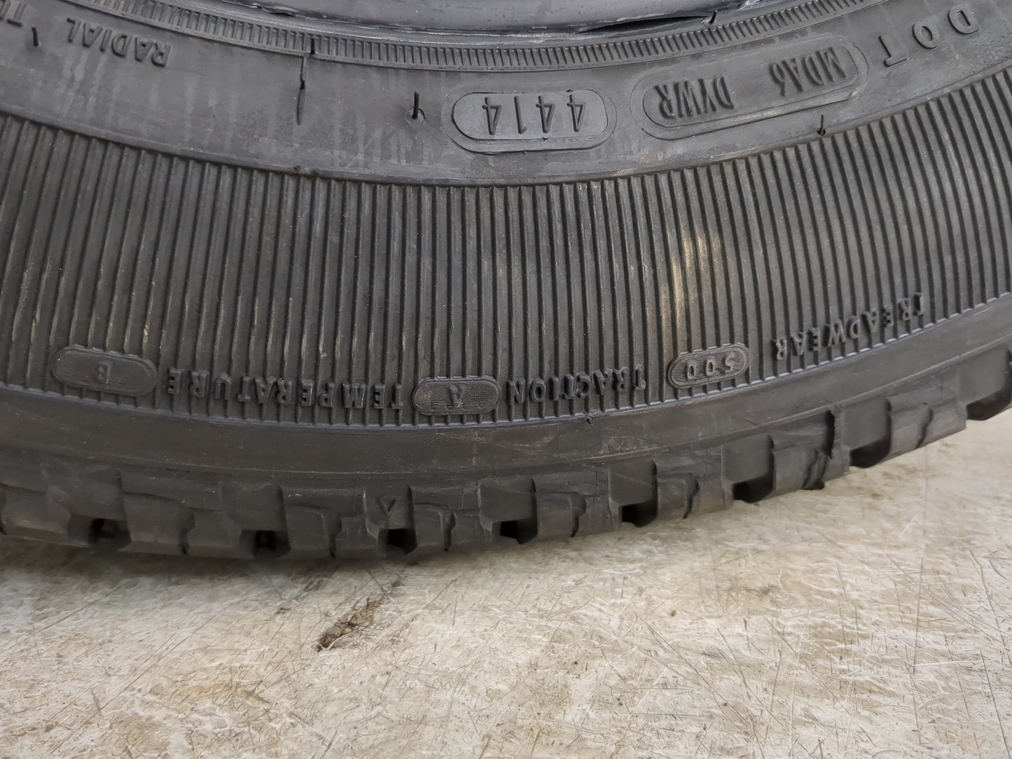 Used Tire 215/65R17 GOODYEAR WRANGLER 98S - Tread Depth 10/32 - Oemusedautoparts1.com