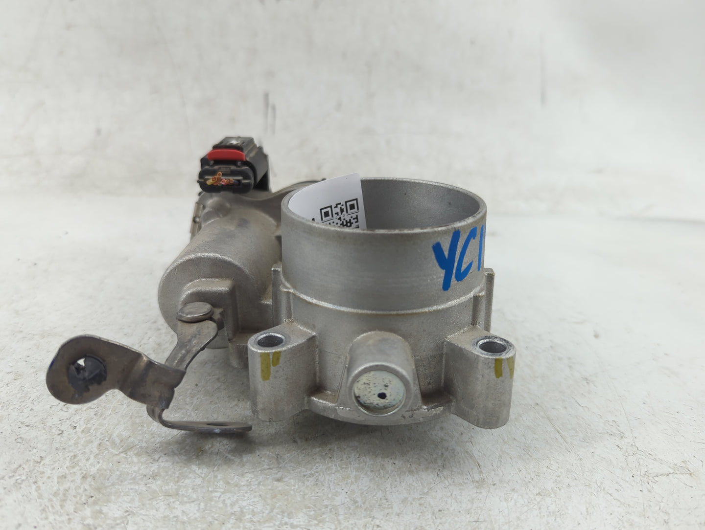 2015-2018 Jeep Renegade Throttle Body P/N:04891970AD Fits Fits 2015 2016 2017 2018 OEM Used Auto Parts - Oemusedautoparts1.c