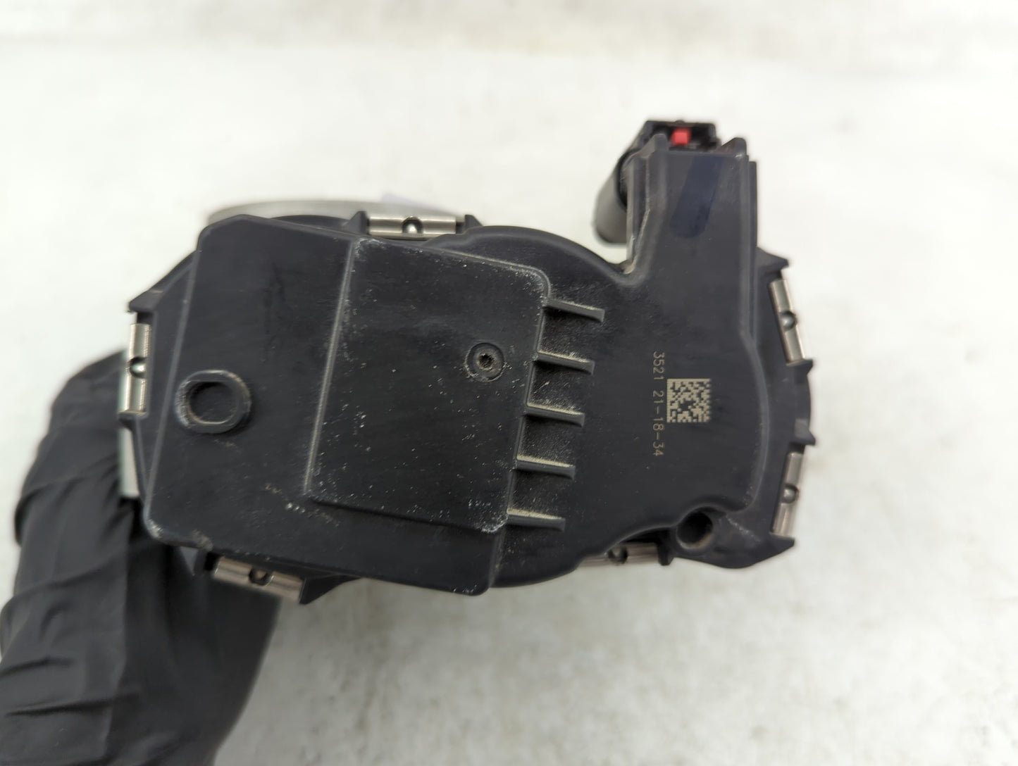 2015-2018 Jeep Renegade Throttle Body P/N:04891970AD Fits Fits 2015 2016 2017 2018 OEM Used Auto Parts - Oemusedautoparts1.c