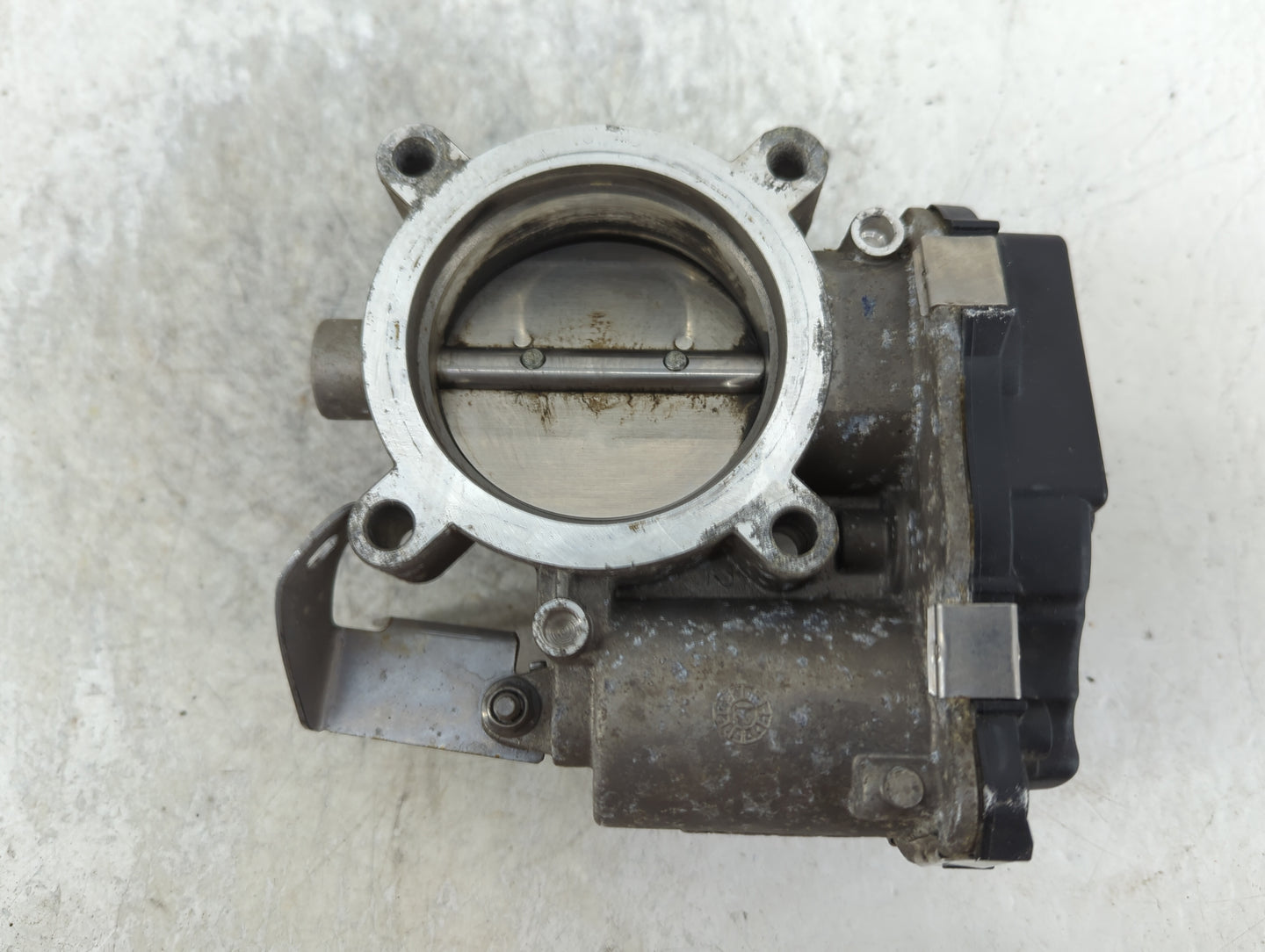 2015-2021 Jeep Renegade Throttle Body P/N:04891970AB Fits Fits 2014 2015 2016 2017 2018 2019 2020 2021 2022 OEM Used Auto Pa