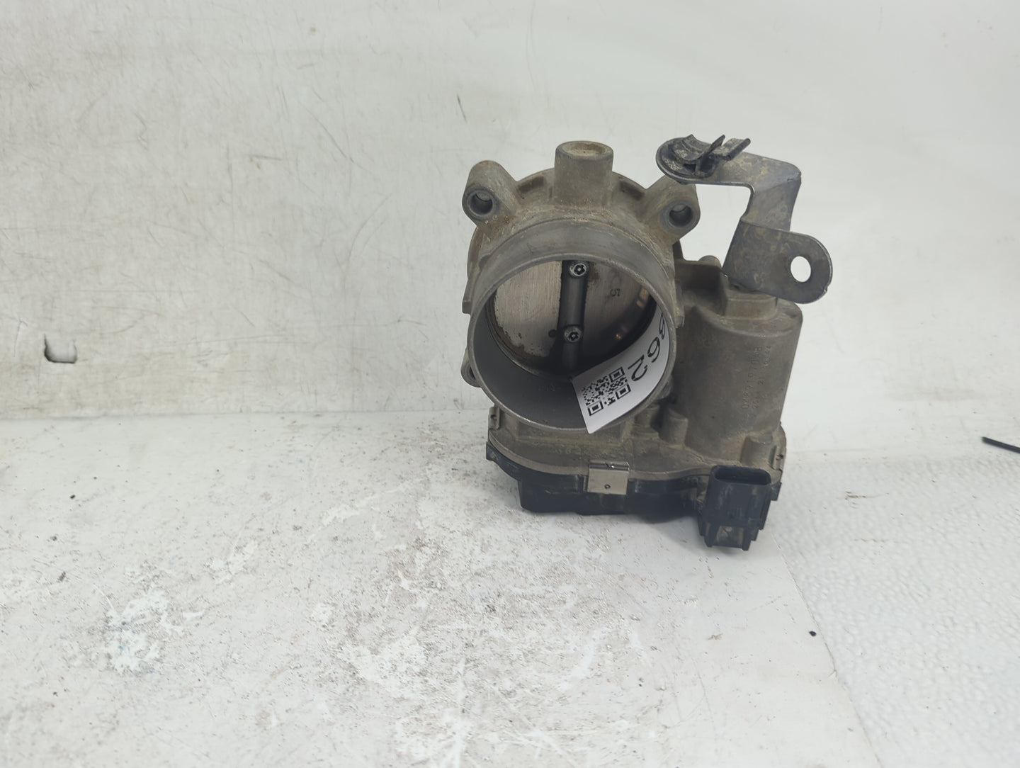 2015-2021 Jeep Renegade Throttle Body P/N:04891970AB Fits Fits 2014 2015 2016 2017 2018 2019 2020 2021 2022 OEM Used Auto Pa
