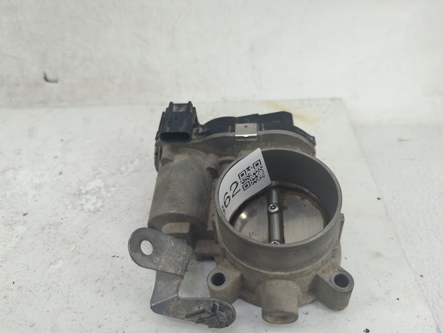 2015-2021 Jeep Renegade Throttle Body P/N:04891970AB Fits Fits 2014 2015 2016 2017 2018 2019 2020 2021 2022 OEM Used Auto Pa