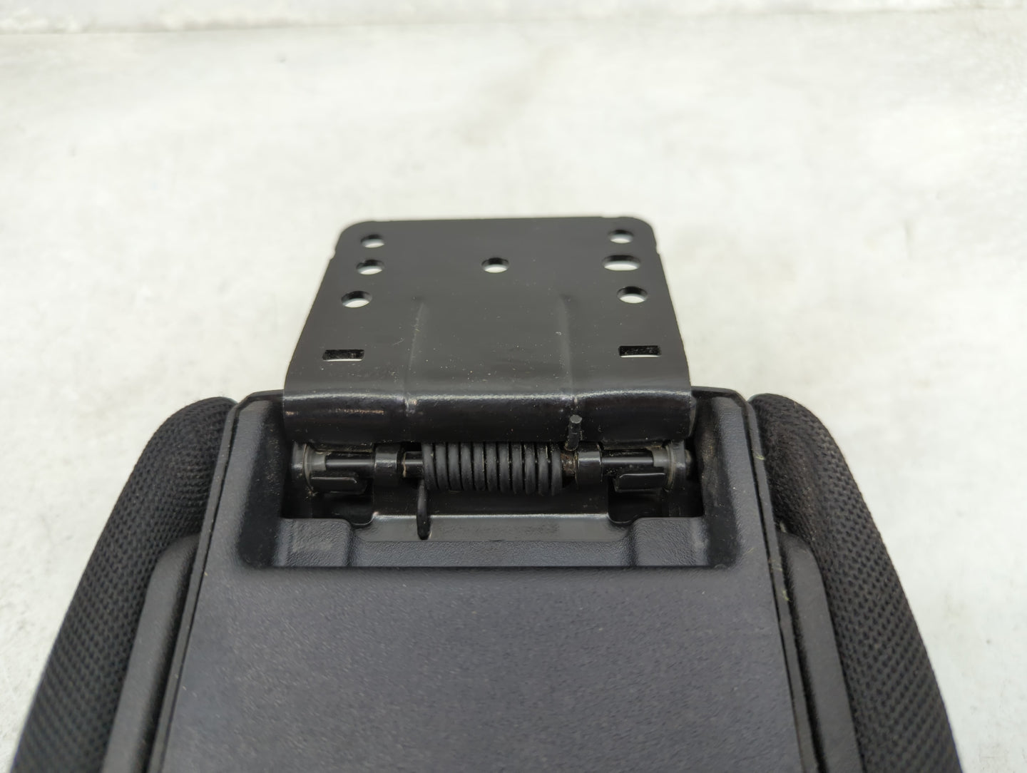 2015 Jeep Renegade Center Console Armrest Cover Lid Fits OEM Used Auto Parts - Oemusedautoparts1.com