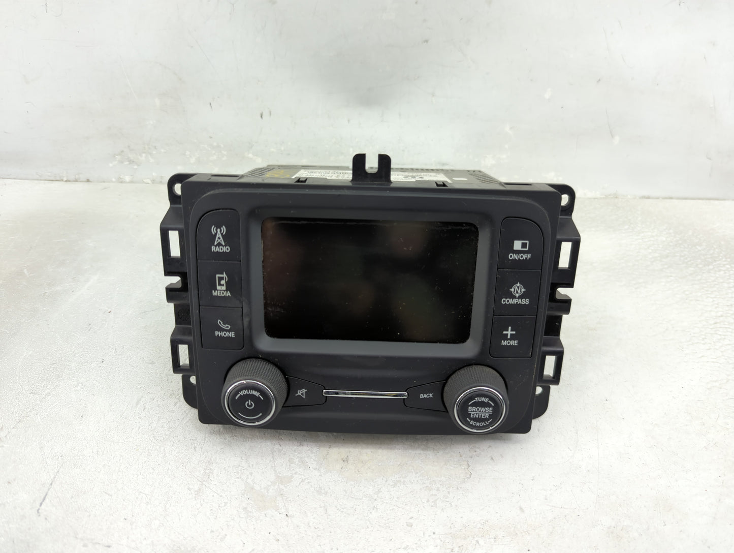 2015-2016 Jeep Renegade Radio AM FM Cd Player Receiver Replacement P/N:07355981620 Fits Fits 2015 2016 OEM Used Auto Parts -