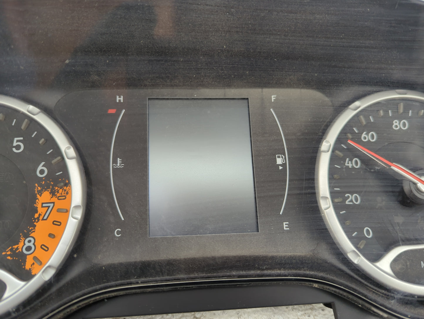 2015-2017 Jeep Renegade Instrument Cluster Speedometer Gauges P/N:735625924 735625927 Fits Fits 2015 2016 2017 OEM Used Auto
