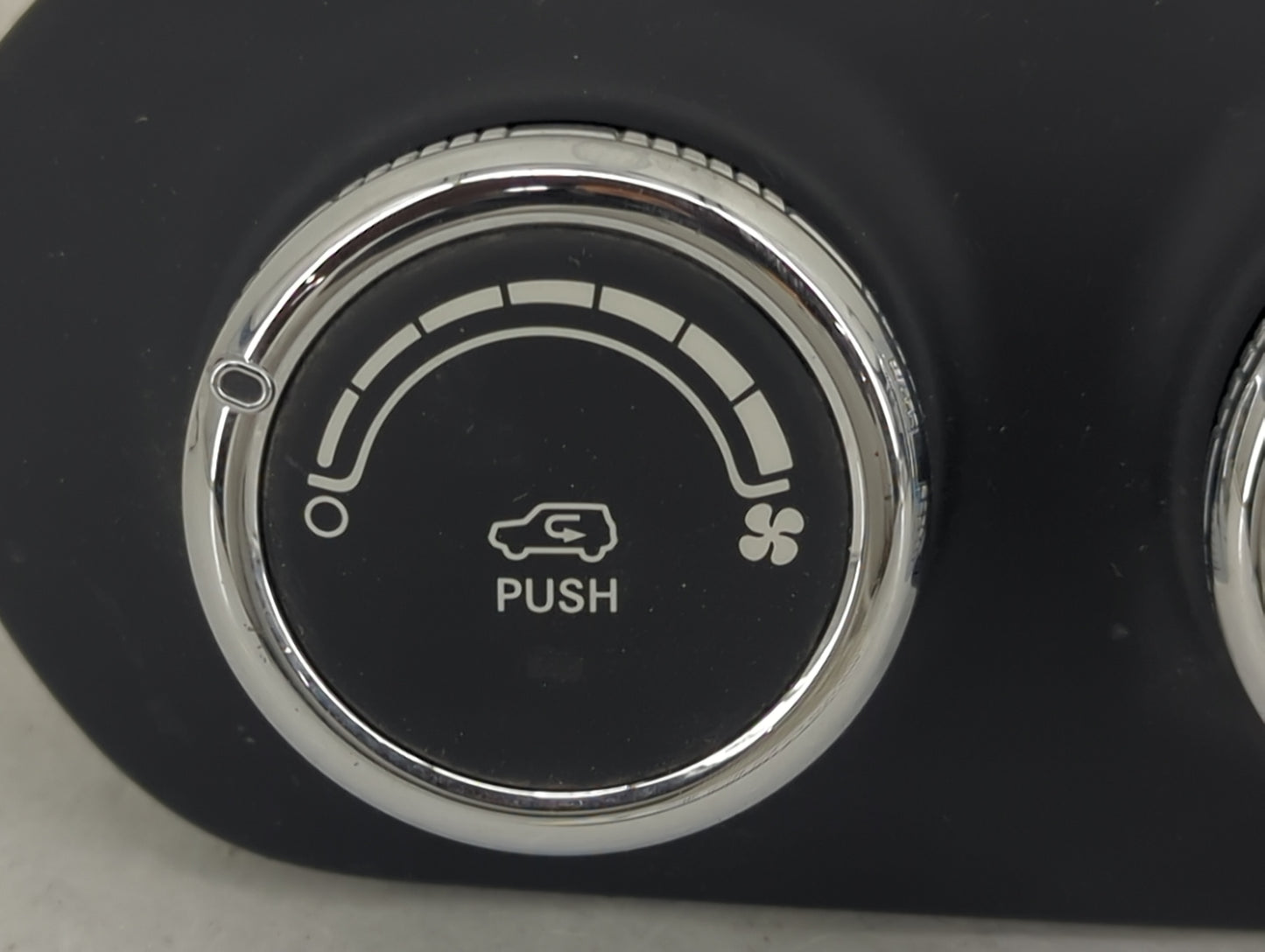 2015-2016 Jeep Renegade Climate Control Module Temperature AC/Heater Replacement P/N:838744Z Fits Fits 2015 2016 OEM Used Au