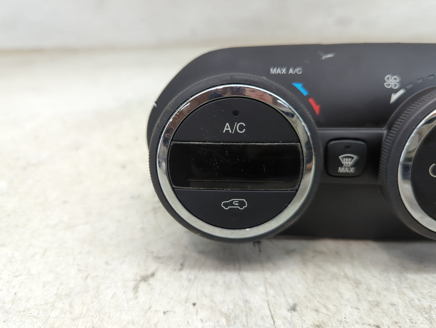 2015-2017 Jeep Renegade Climate Control Module Temperature AC/Heater Replacement P/N:07356577930 838742Z Fits Fits 2015 2016