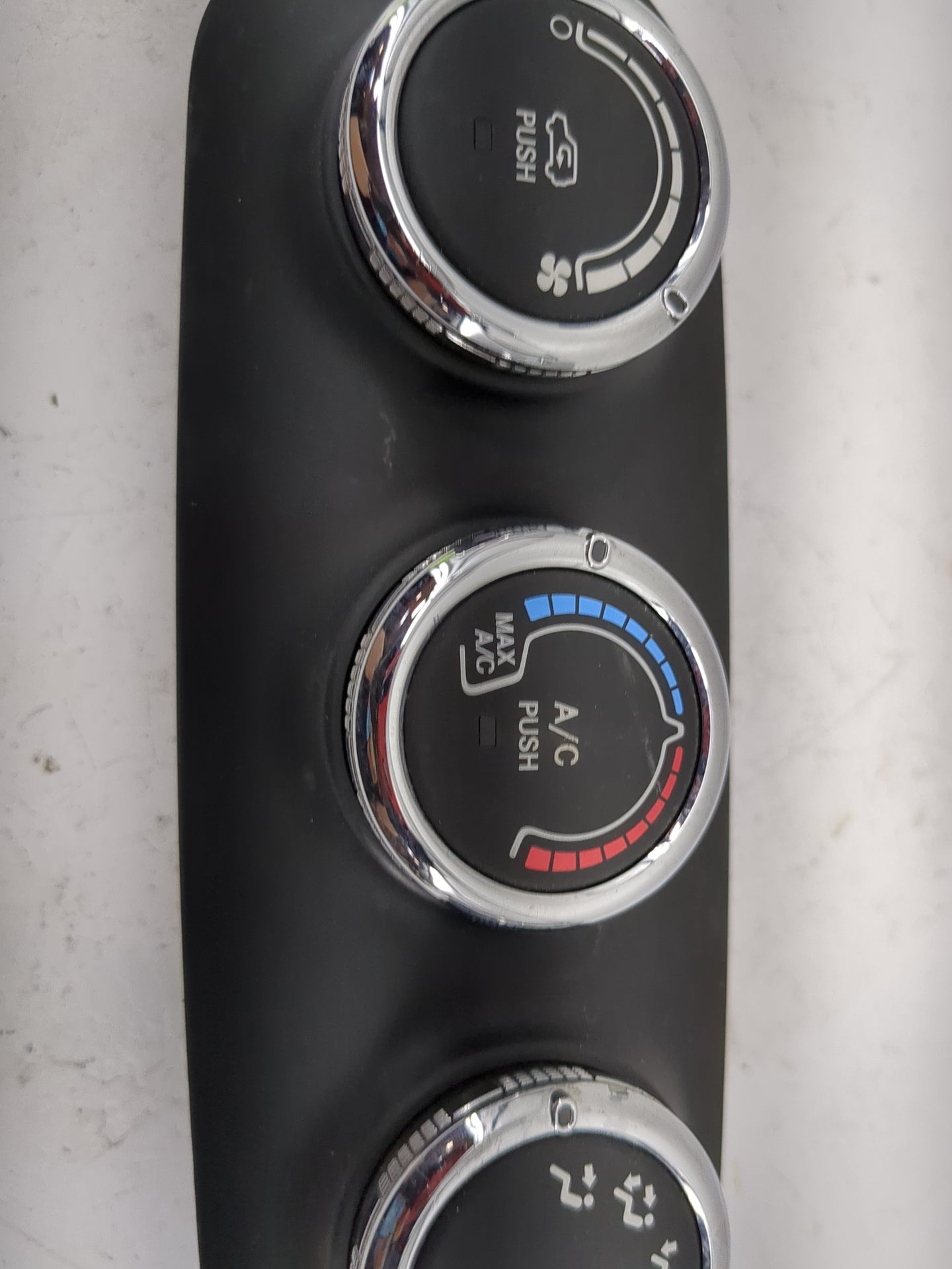 2015-2016 Jeep Renegade Climate Control Module Temperature AC/Heater Replacement P/N:07356461040 838744Z Fits Fits 2015 2016