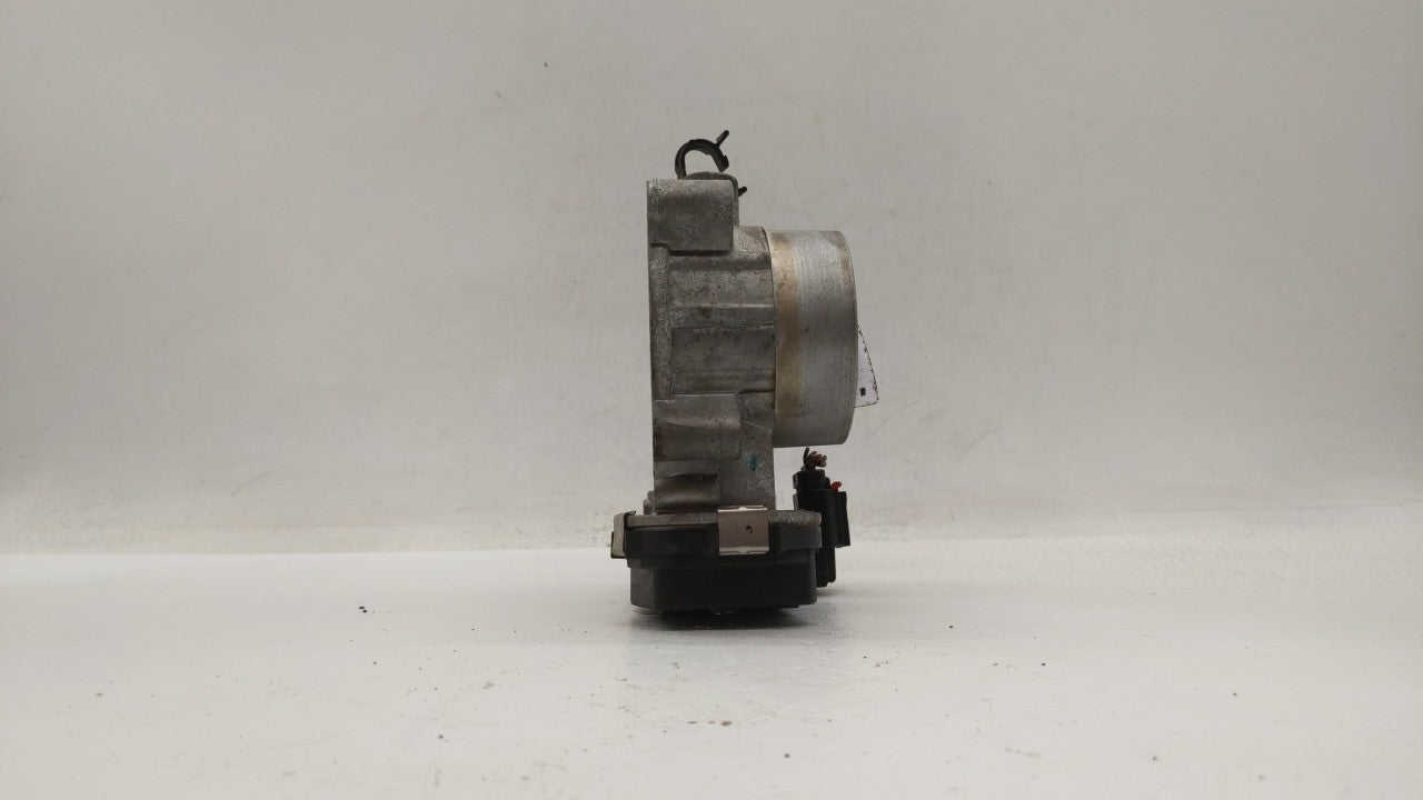2015-2018 Jeep Renegade Throttle Body P/N:04891970AC 04891970AB Fits Fits 2014 2015 2016 2017 2018 OEM Used Auto Parts - Oem