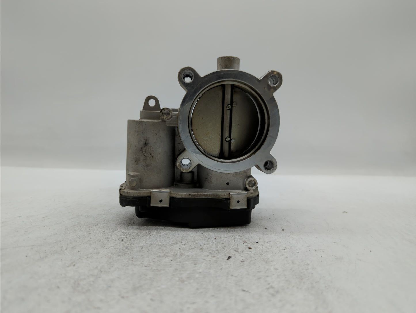 2015-2018 Jeep Renegade Throttle Body P/N:05281796AB 04891970AC, 04891970AB Fits Fits 2014 2015 2016 2017 2018 OEM Used Auto