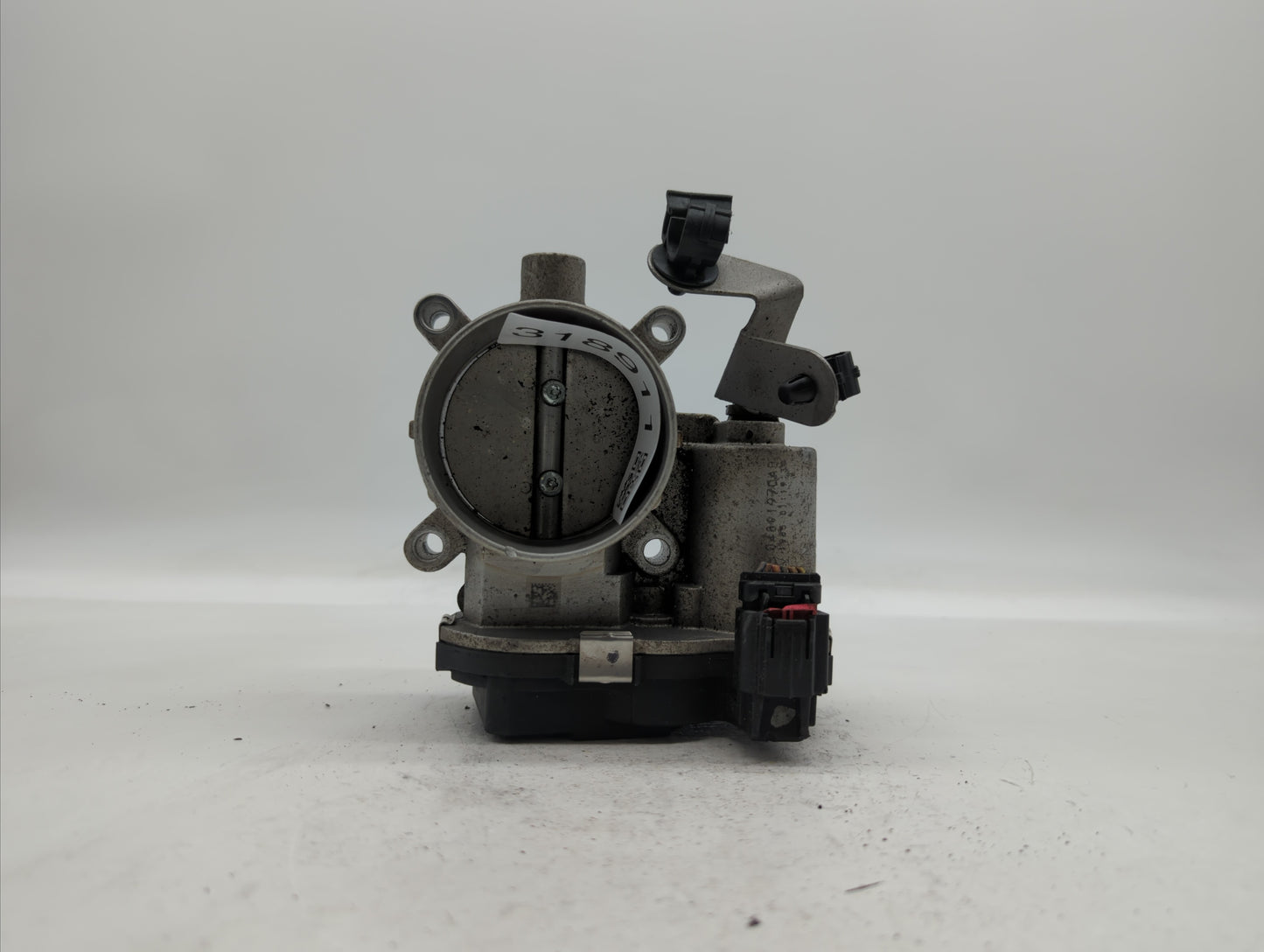 2015-2018 Jeep Renegade Throttle Body P/N:04891970AC 04891970AB Fits Fits 2014 2015 2016 2017 2018 OEM Used Auto Parts - Oem