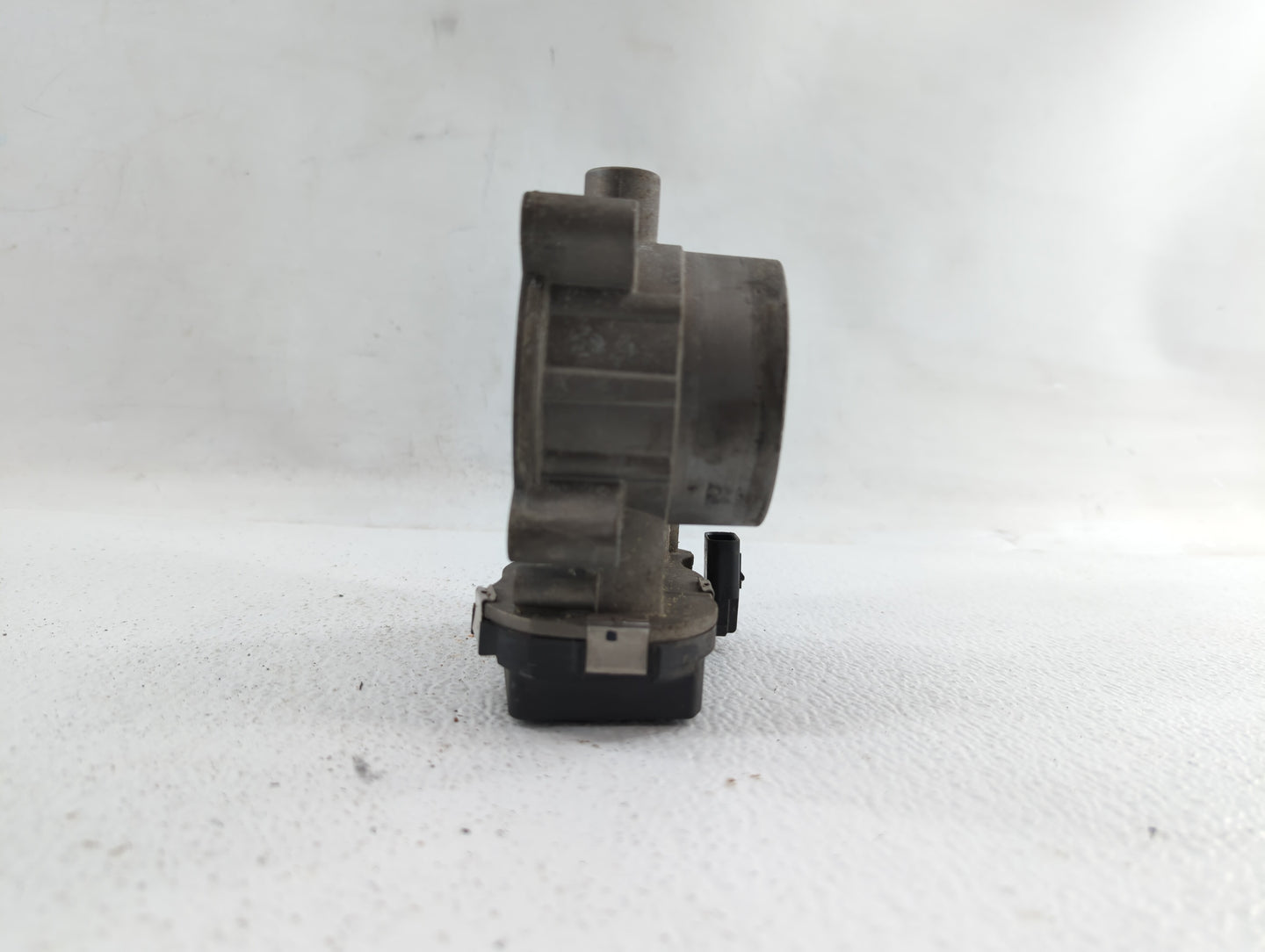 2015-2018 Jeep Renegade Throttle Body P/N:04891970AC 04891970AB Fits Fits 2014 2015 2016 2017 2018 OEM Used Auto Parts - Oem