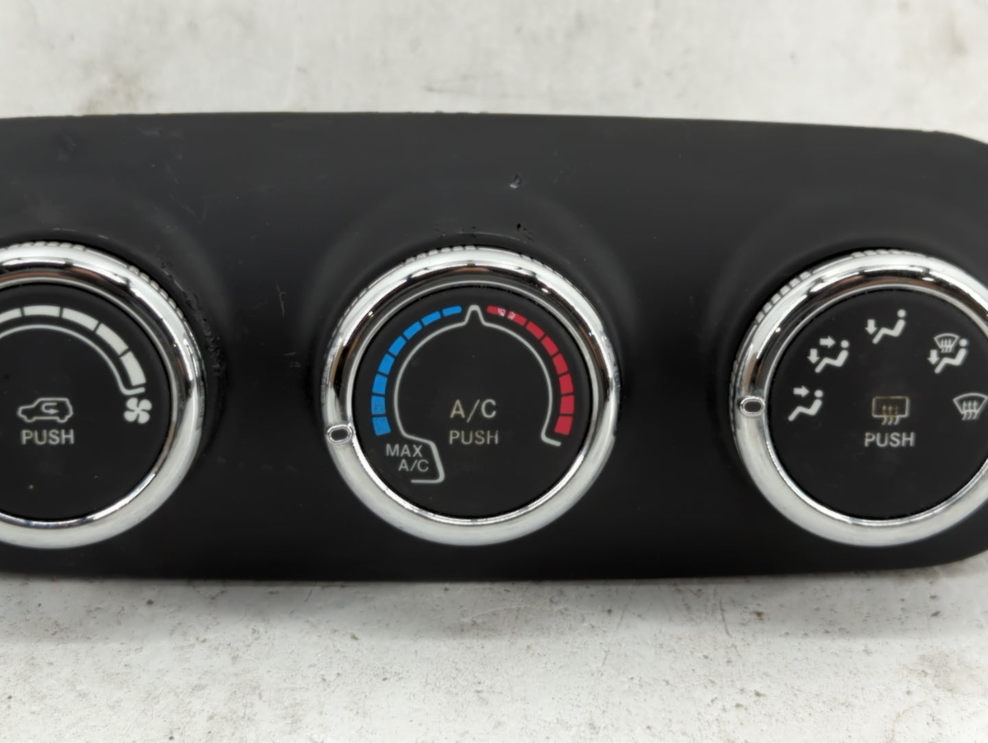2015-2016 Jeep Renegade Climate Control Module Temperature AC/Heater Replacement P/N:735634904 735637717 Fits Fits 2015 2016