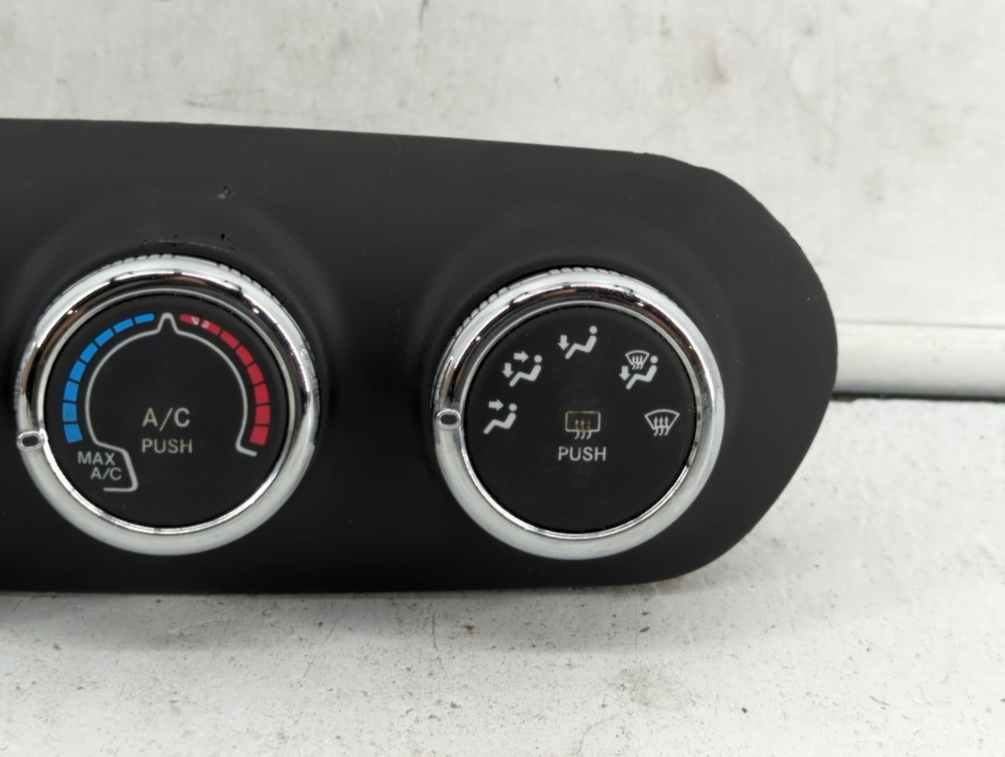 2015-2016 Jeep Renegade Climate Control Module Temperature AC/Heater Replacement P/N:735634904 735637717 Fits Fits 2015 2016