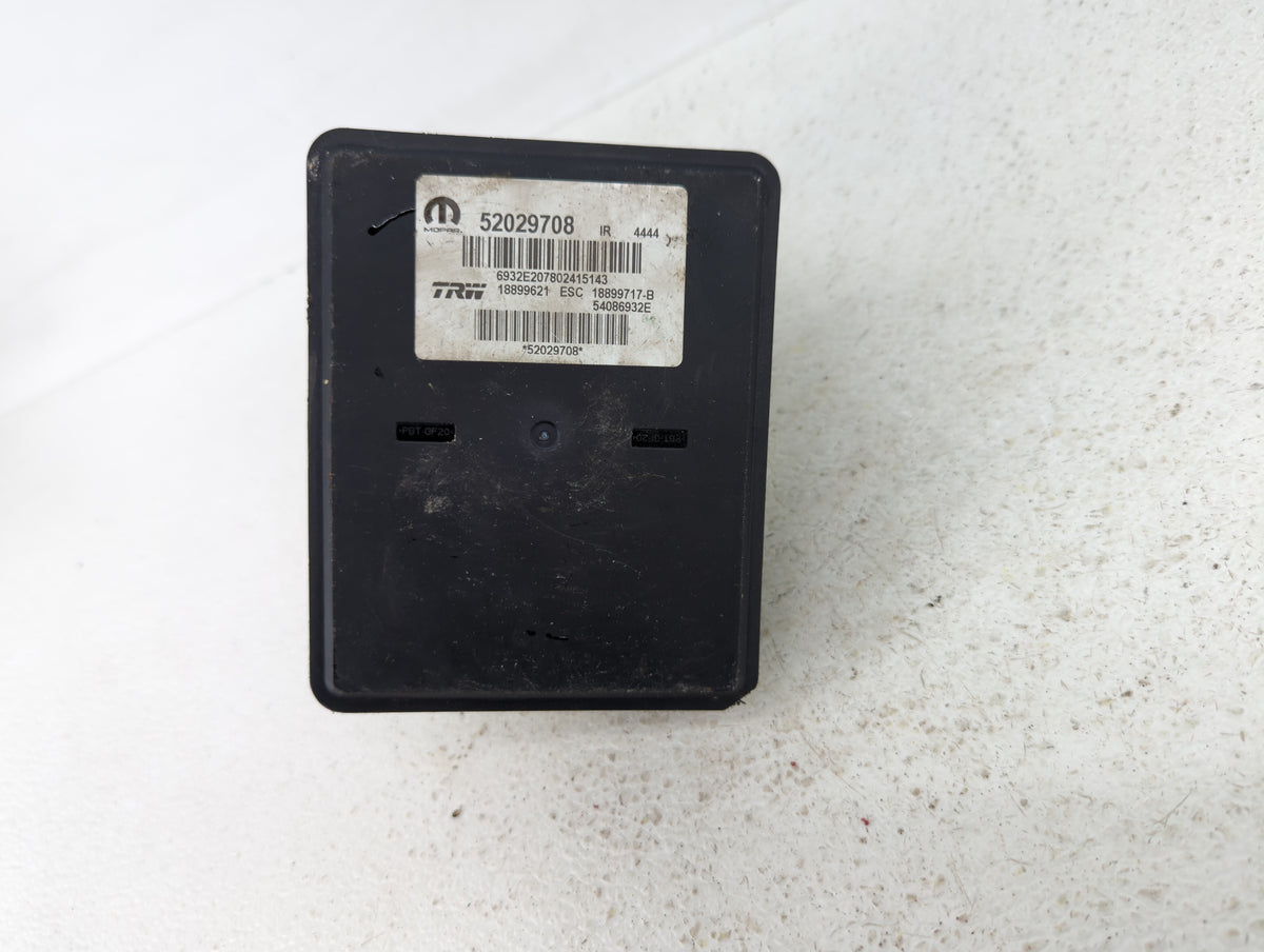 2015-2017 Jeep Renegade Anti-Lock Brake ABS Pump Module Actuator OEM P/N:52049765 52022986, 52062978 Fits Fits 2015 2016 201
