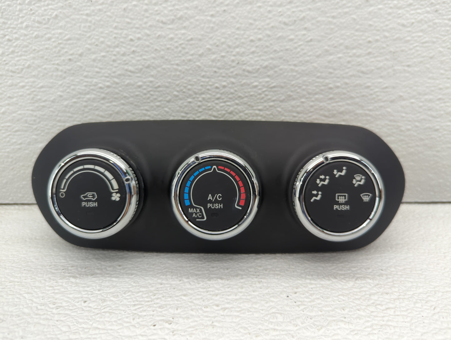 2015-2016 Jeep Renegade Climate Control Module Temperature AC/Heater Replacement P/N:838010Z 838744Z Fits Fits 2015 2016 OEM