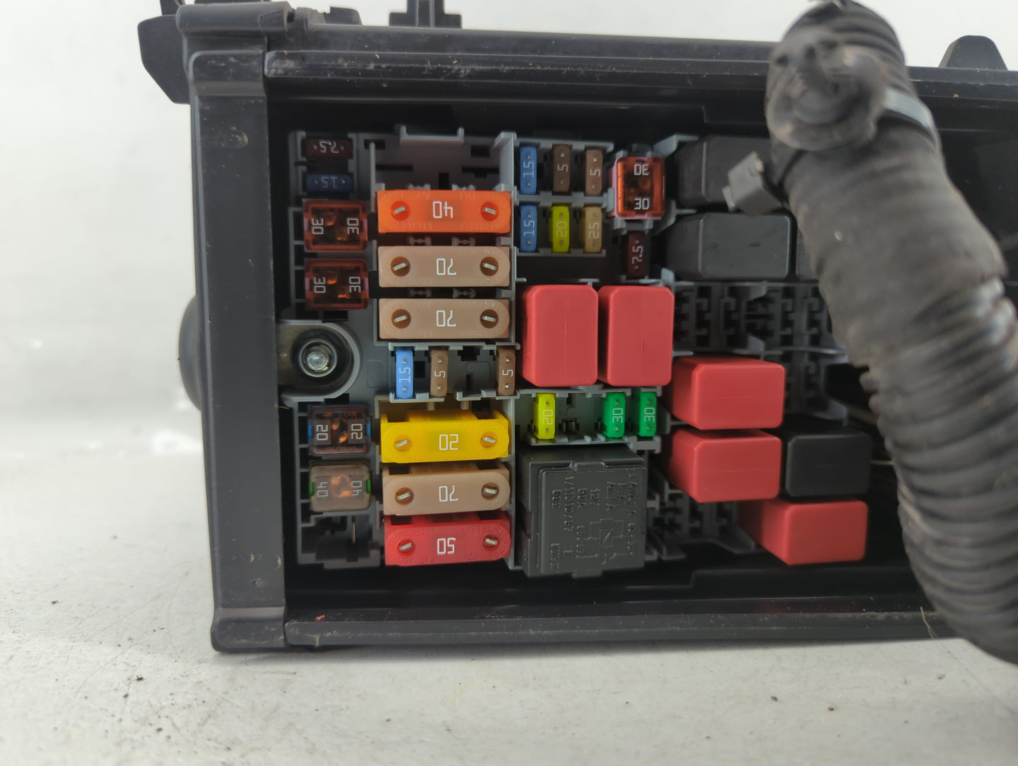 2015-2021 Jeep Renegade Fusebox Fuse Box Panel Relay Module P/N:52027004 Fits Fits 2015 2016 2017 2018 2019 2020 2021 OEM Us