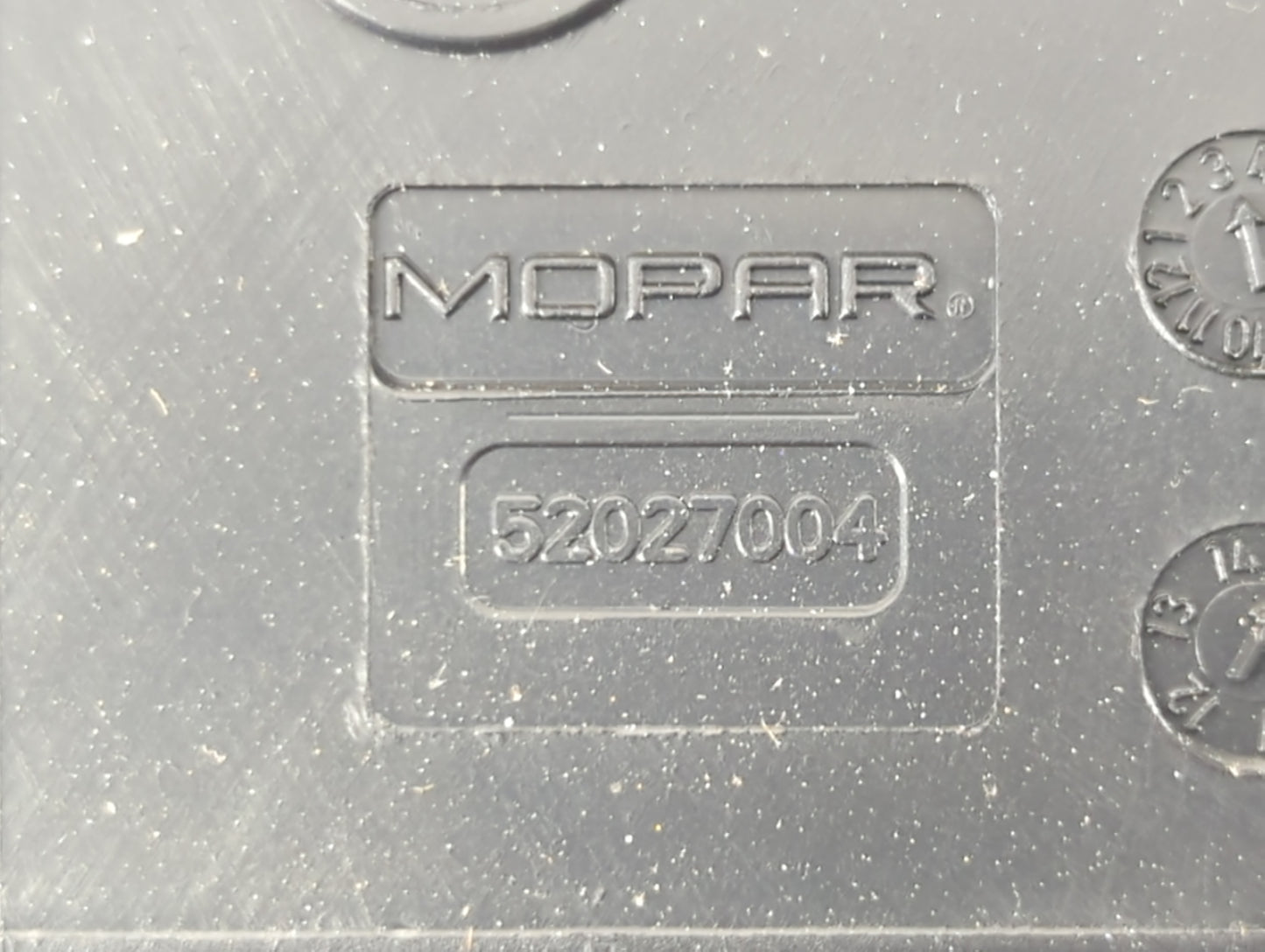 2015-2021 Jeep Renegade Fusebox Fuse Box Panel Relay Module P/N:52027004 Fits Fits 2015 2016 2017 2018 2019 2020 2021 OEM Us