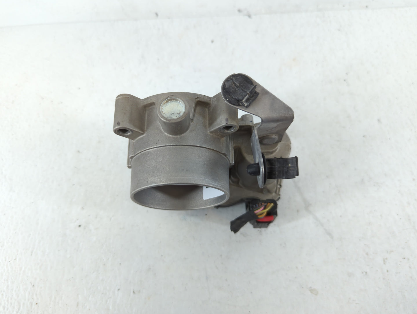 2015-2021 Jeep Renegade Throttle Body P/N:04891970AB Fits Fits 2014 2015 2016 2017 2018 2019 2020 2021 2022 OEM Used Auto Pa