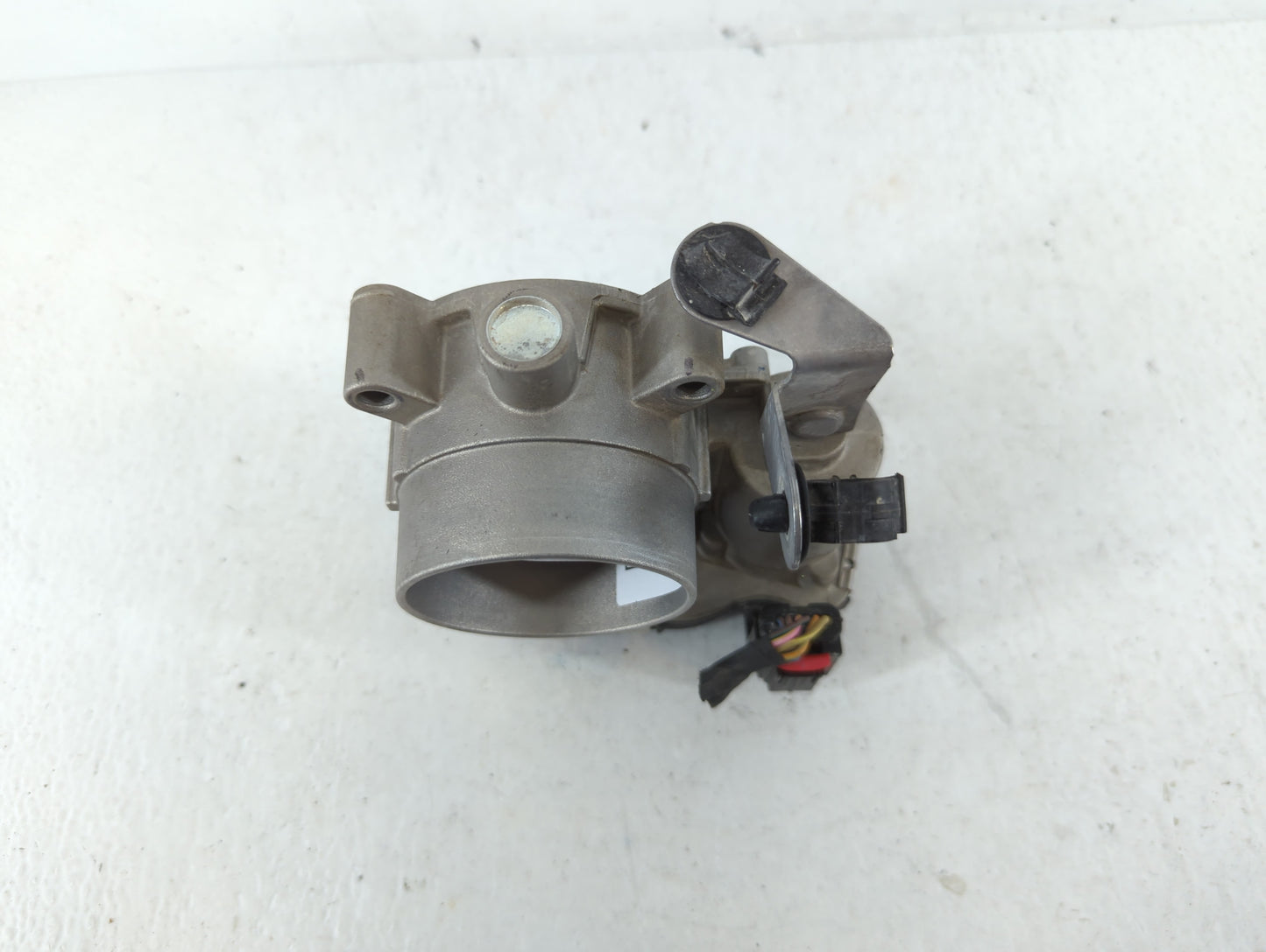 2015-2021 Jeep Renegade Throttle Body P/N:04891970AB Fits Fits 2014 2015 2016 2017 2018 2019 2020 2021 2022 OEM Used Auto Pa