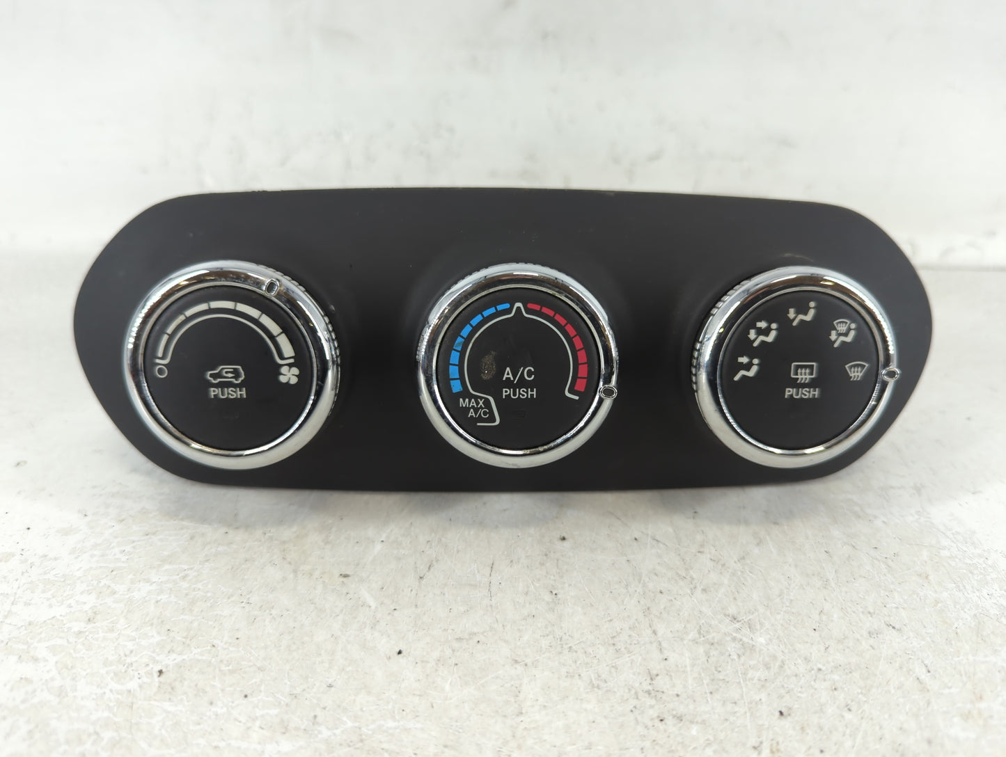 2015-2016 Jeep Renegade Climate Control Module Temperature AC/Heater Replacement P/N:838744Z 07356334750 Fits Fits 2015 2016