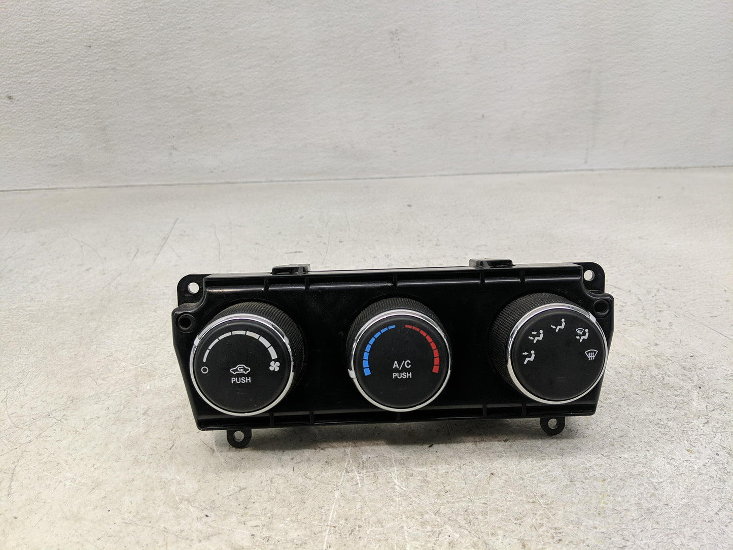 2014-2018 Jeep Wrangler Climate Control Module Temperature AC/Heater Replacement P/N:P68197432AB Fits OEM Used Auto Parts - 