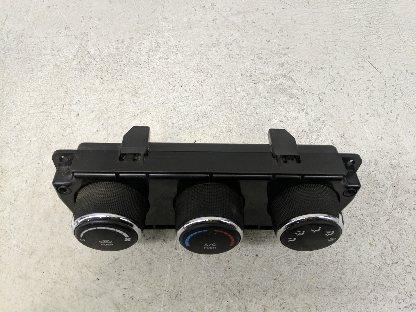 2014-2018 Jeep Wrangler Climate Control Module Temperature AC/Heater Replacement P/N:P68197432AB Fits OEM Used Auto Parts - 