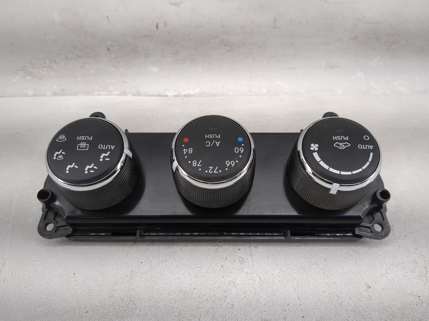 2014-2018 Jeep Wrangler Climate Control Module Temperature AC/Heater Replacement Fits Fits 2014 2015 2016 2017 2018 OEM Used